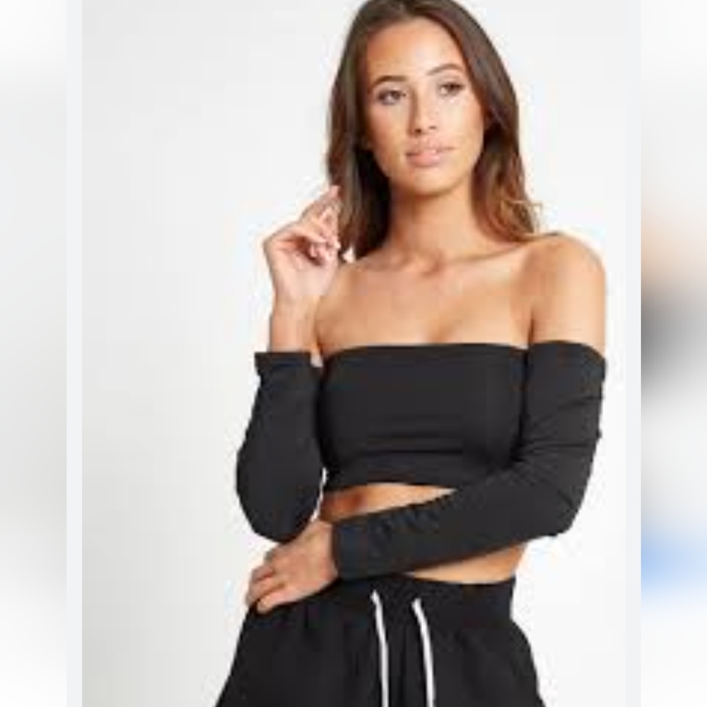 BOOHOO Black top